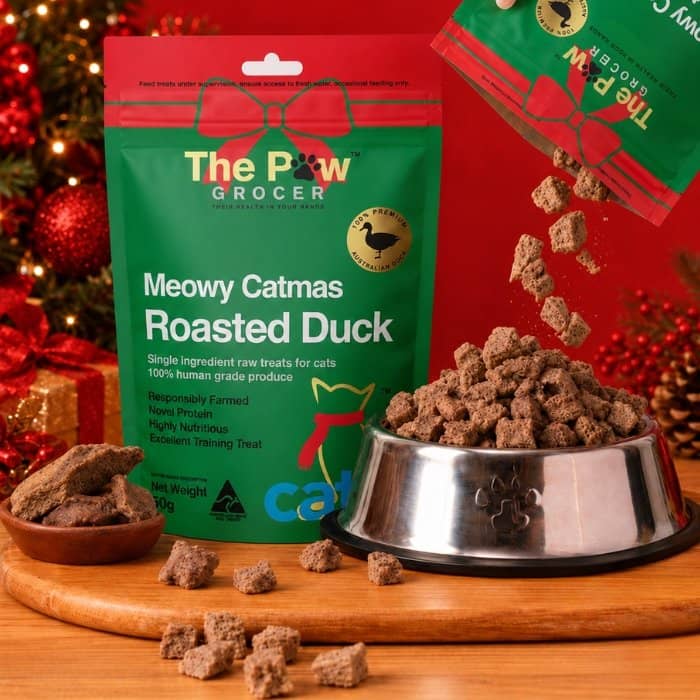 The Paw Grocer The Paw Grocer Freeze Dried Roasted Duck Christmas Cat Treats