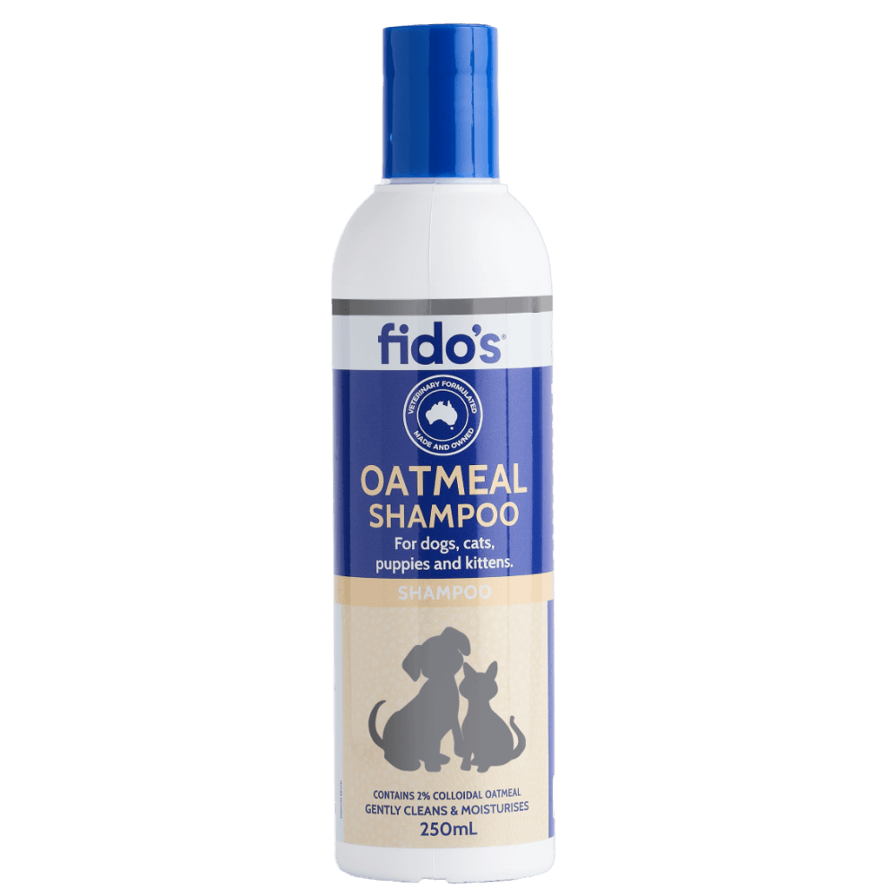 Soothing Oatmeal Shampoo for Dogs and Cats
