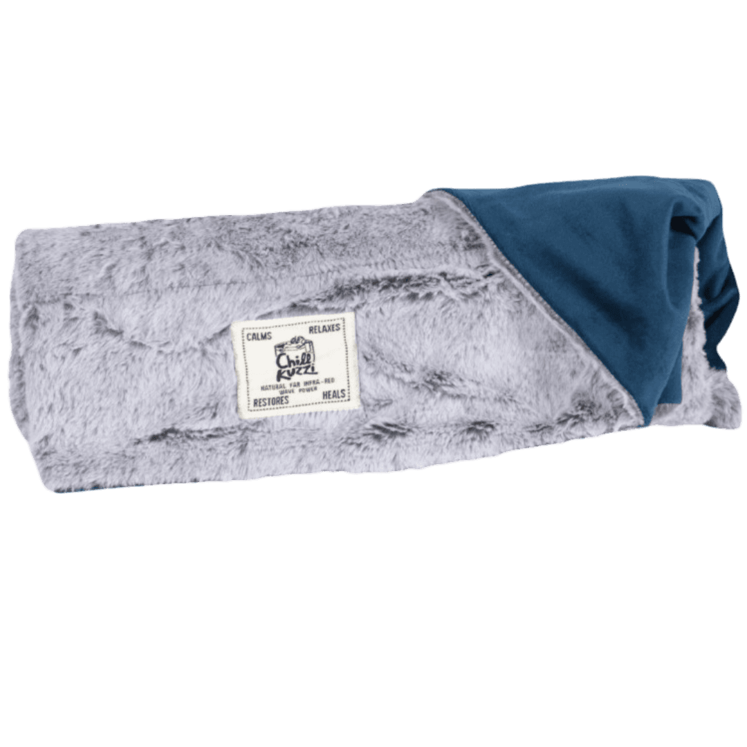 chill-kuzzi-plush-dog-blanket-with-infrared-technology-blue