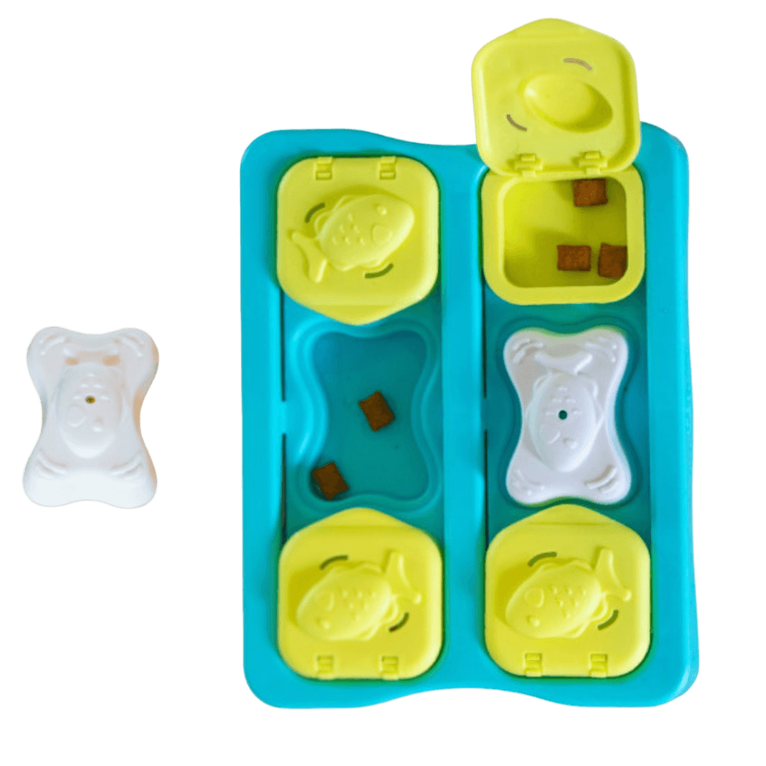 nina-ottosson-kitty-cube-treat-dispensing-puzzle-cat-toy